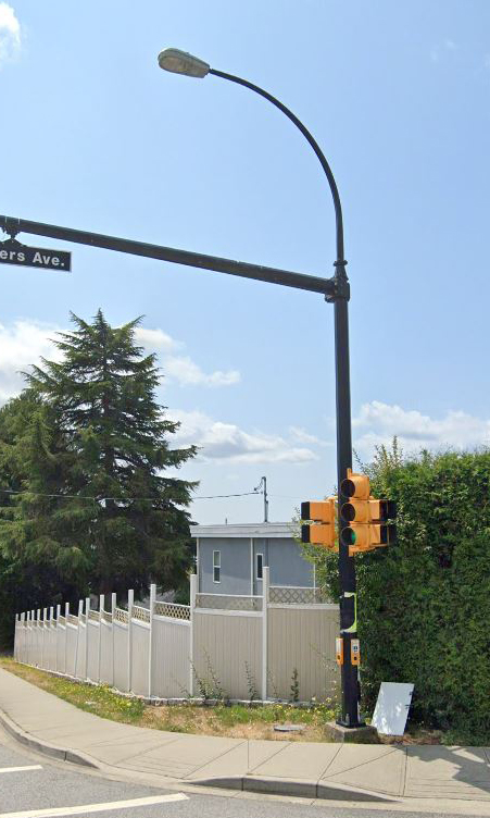 District street light