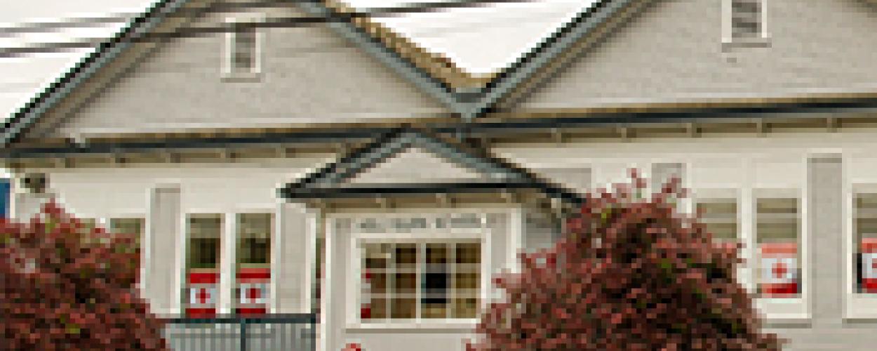 Hollyburn School - 1329 Duchess Avenue