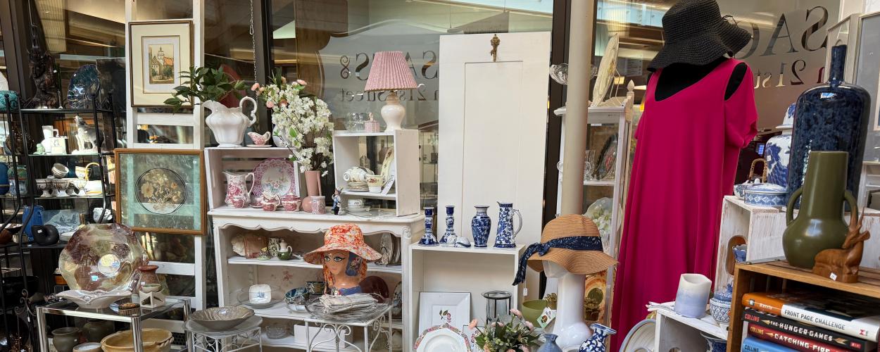 SACS on 21st Gift Shop